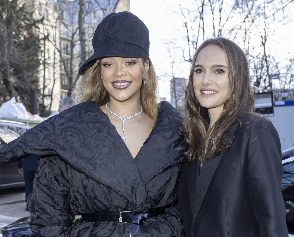 Rihanna ishte ajo që e ndihmoi të kalonte “vuajtjen” e divorcit/ Natalie Portman zbulon arsyen pse