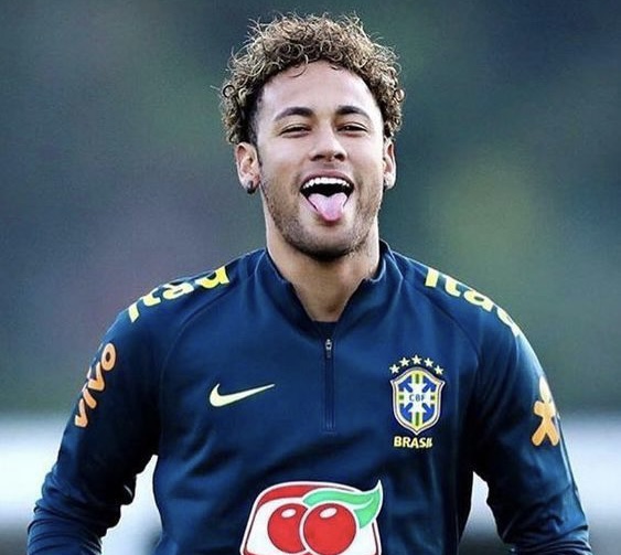 Neymar konfirmon se është bërë baba për herë të tretë, zbulon gjininë dhe emrin e bebit