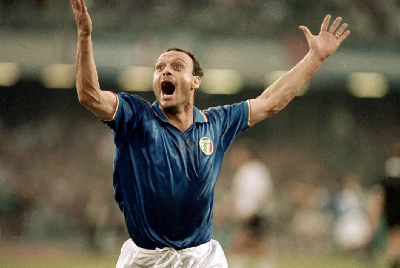 Futbolli italian në zi, ndërron jetë Toto Schillaci