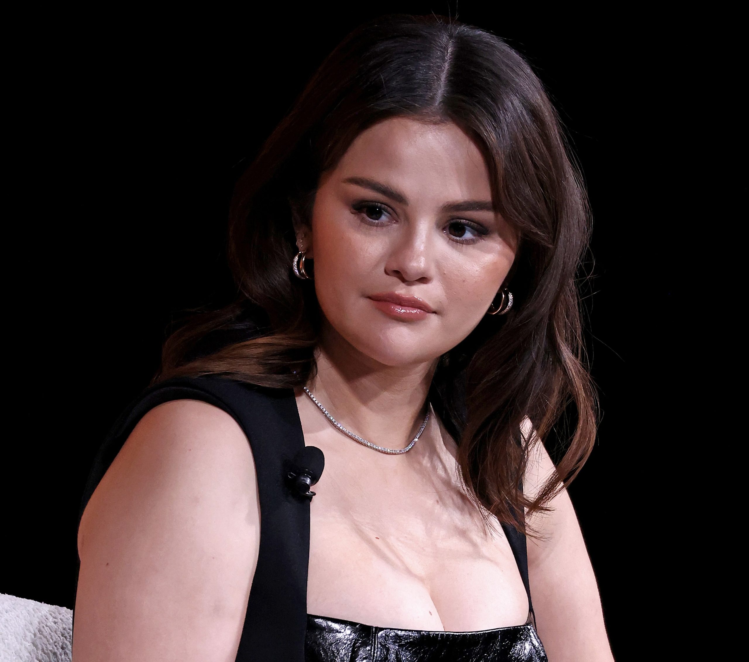 Selena Gomez bën ndryshim drastik në pamje, ja si duket ajo (VIDEO)